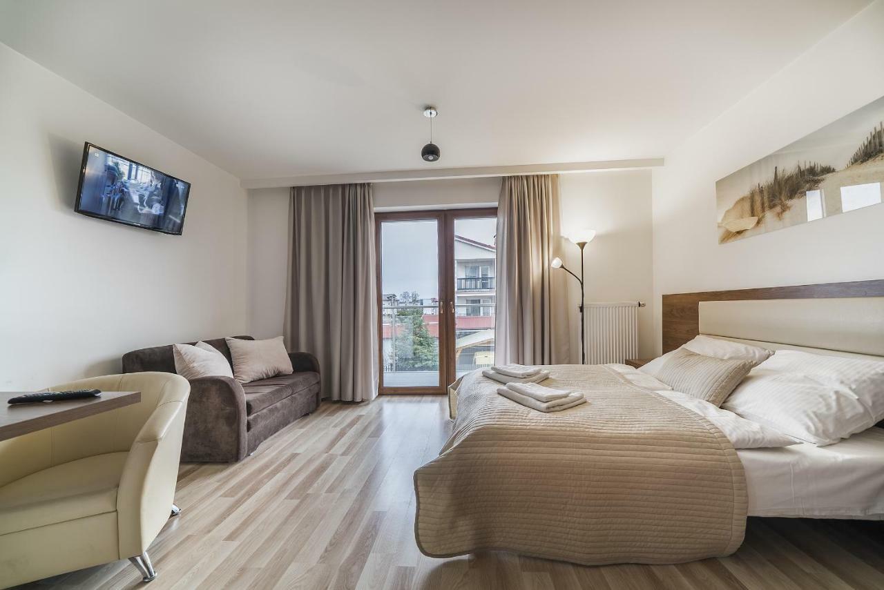 Apartamenty I Pokoje Goscinne Relax 亚斯塔尔尼亚 外观 照片